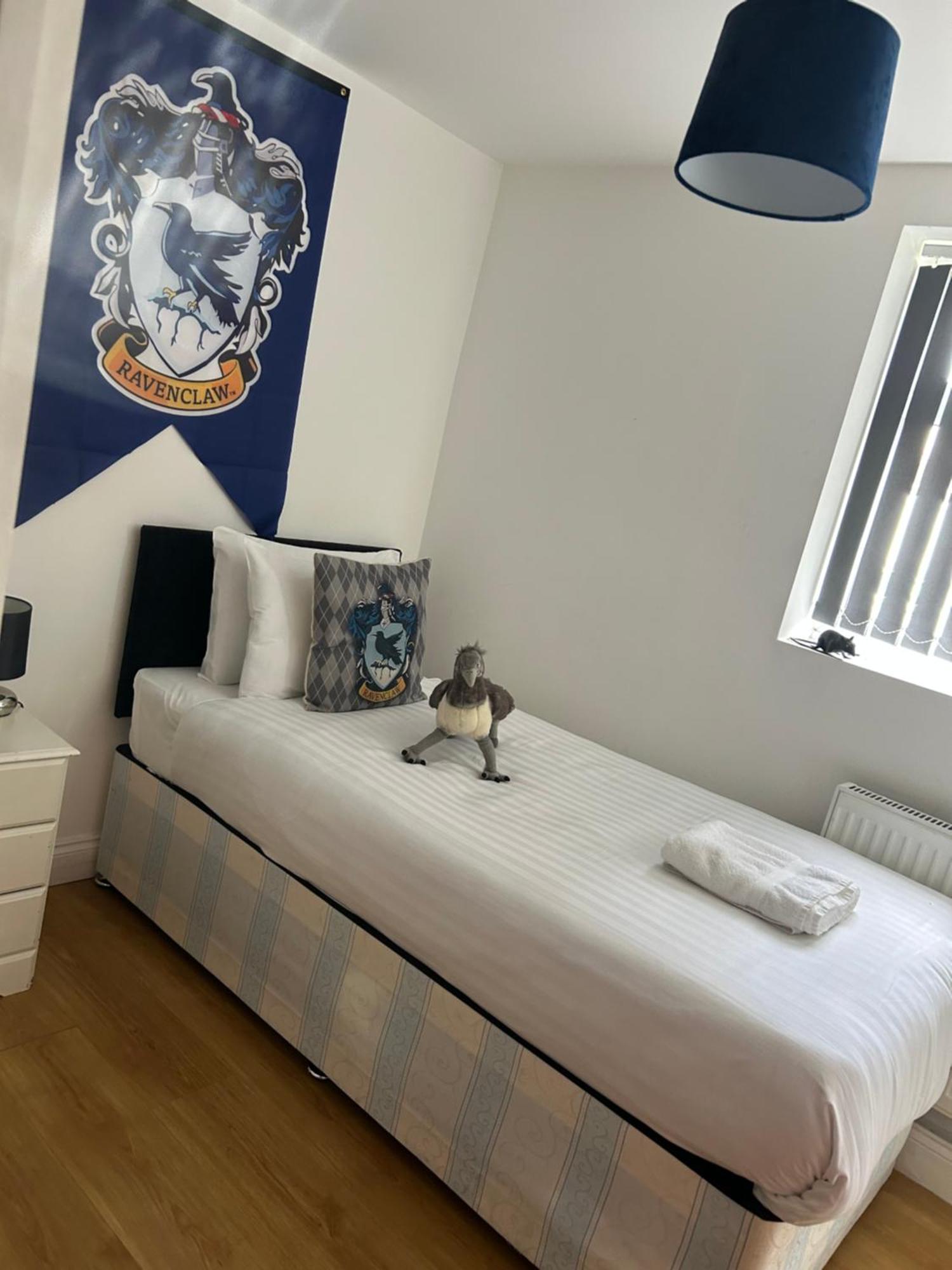 1000кв.м 3, 1 баня Апартамент
 в Watford Уотфорд Екстериор снимка